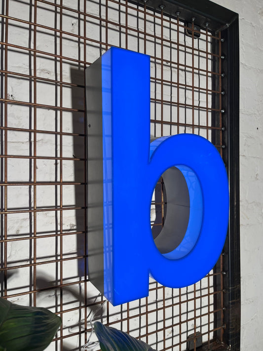 Vintage Leuchtbuchstabe B – Original aus alter Leuchtreklame - goodoldletters