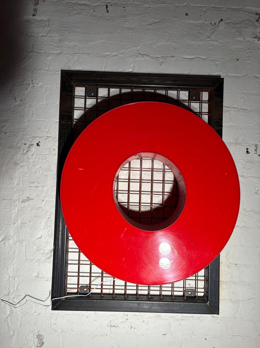 Vintage Leuchtbuchstabe O – Original aus alter Leuchtreklame