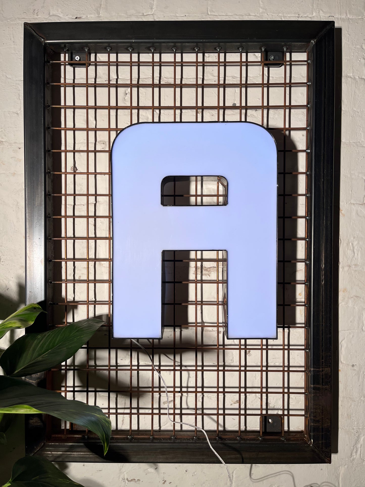 Buchstabe A – Vintage Leuchtbuchstabe aus Metall