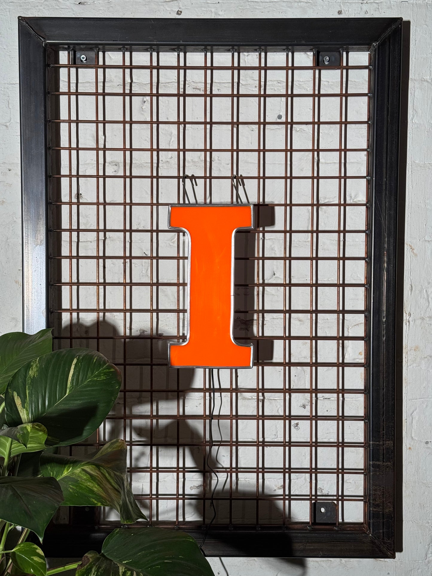 Leuchtbuchstabe I aus Metall – restauriertes Vintage Einzelstück aus Berliner Reklame
