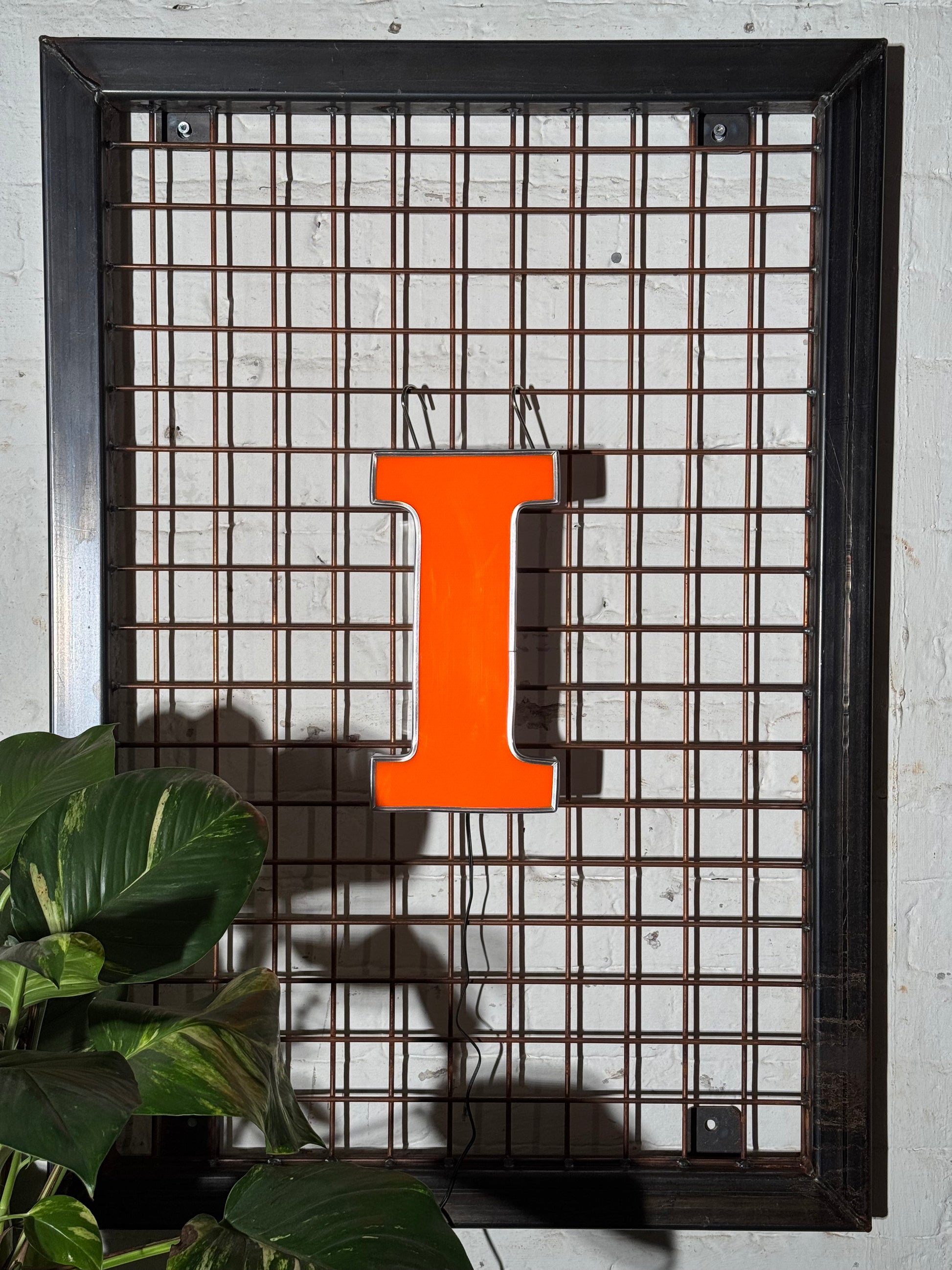 Leuchtbuchstabe I aus Metall – restauriertes Vintage Einzelstück aus Berliner Reklame