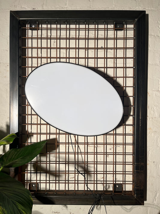 Buchstabe "Punkt" – Vintage Leuchtbuchstabe aus Metall