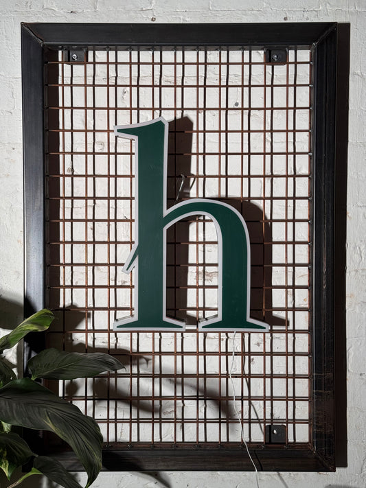 Buchstabe H – Vintage Leuchtbuchstabe aus Metall
