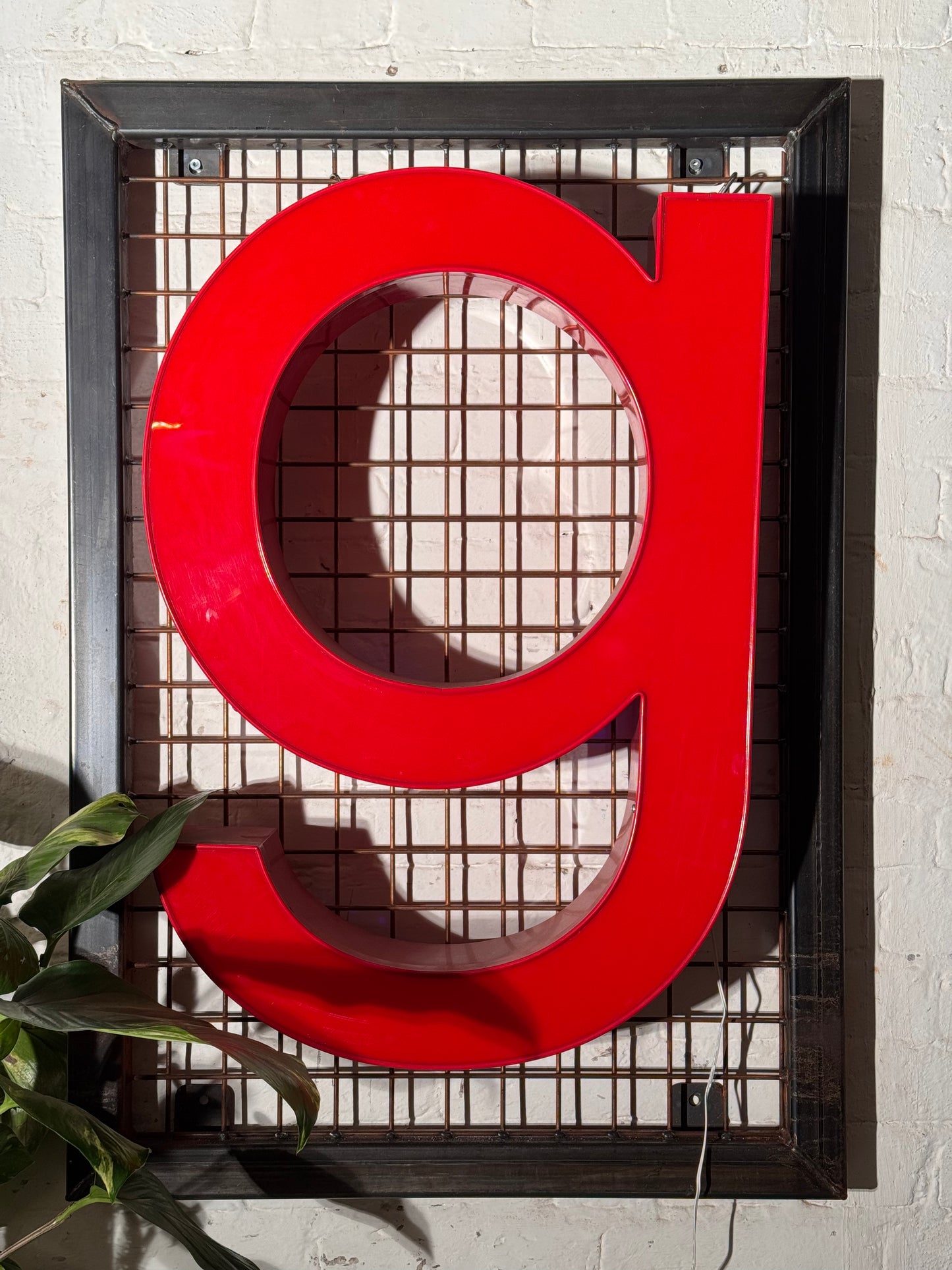 Buchstabe G – Vintage Leuchtbuchstabe aus Metall