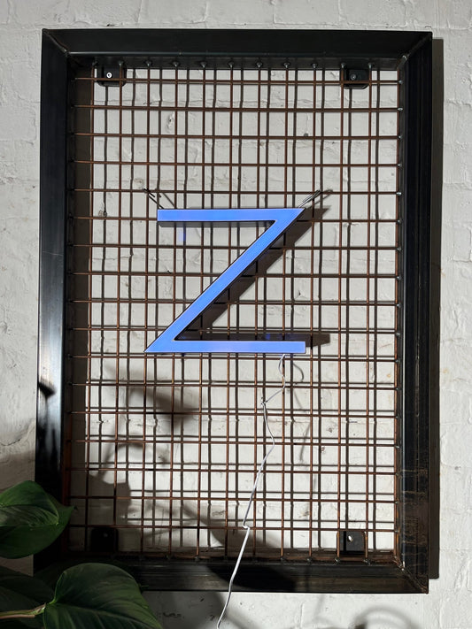 Buchstabe Z – Vintage Leuchtbuchstabe aus Metall - goodoldletters